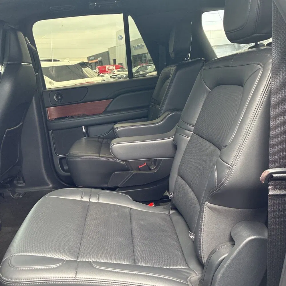 2023 Lincoln Navigator L Reserve