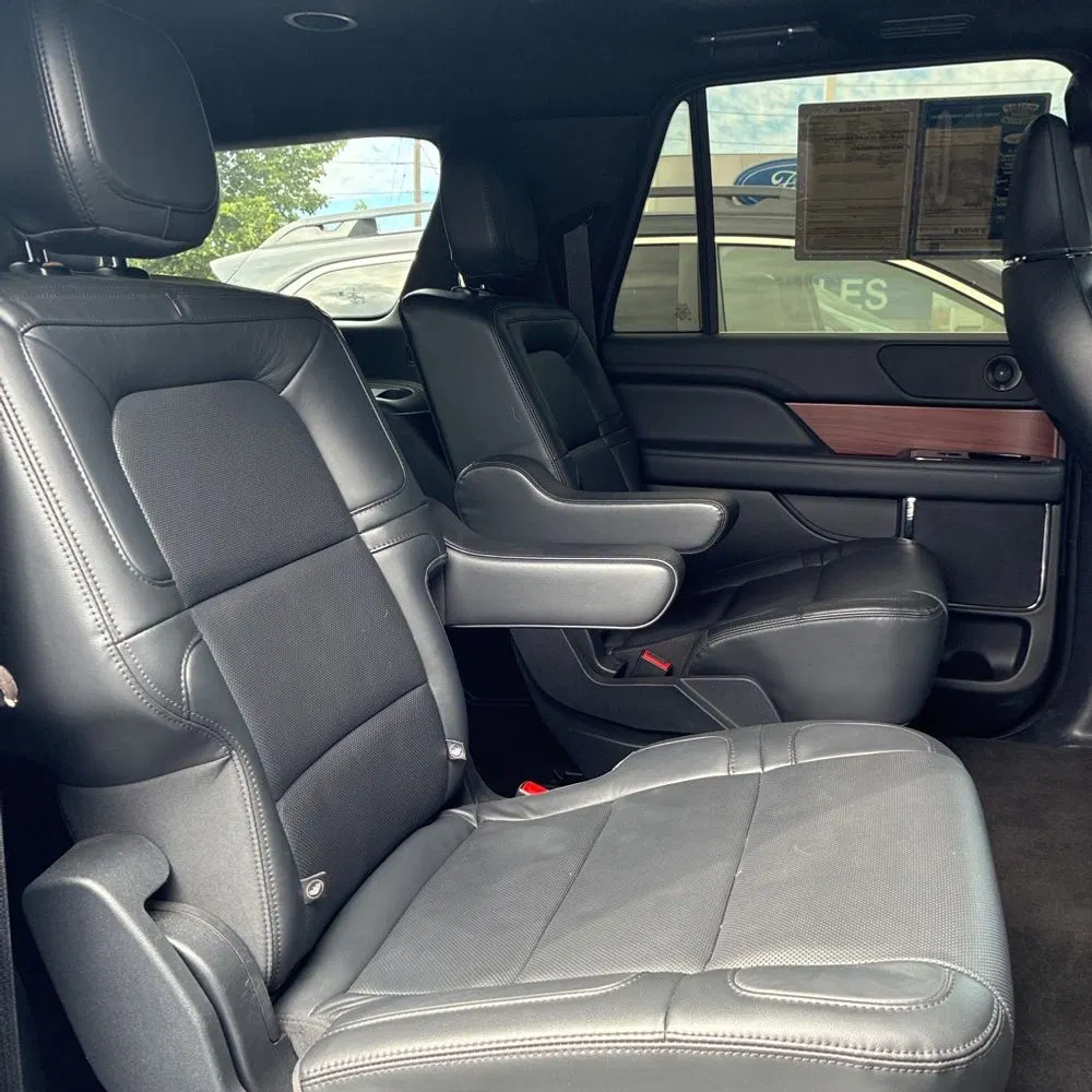 2023 Lincoln Navigator L Reserve