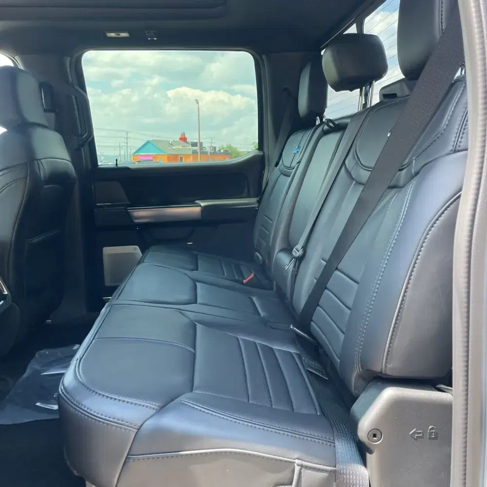 2025 Ford F-450 Super Duty Platinum