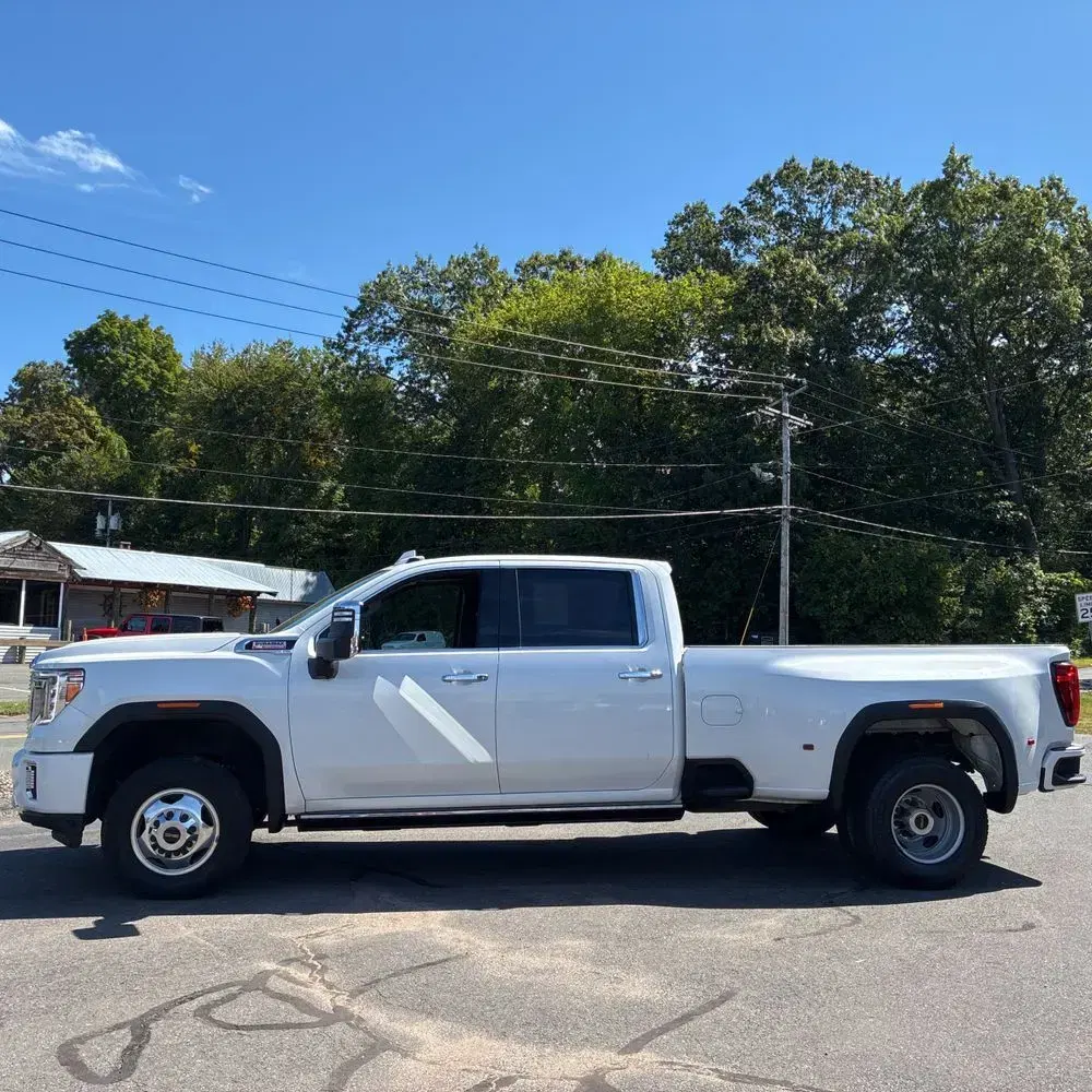 2023 GMC Sierra 3500HD Denali