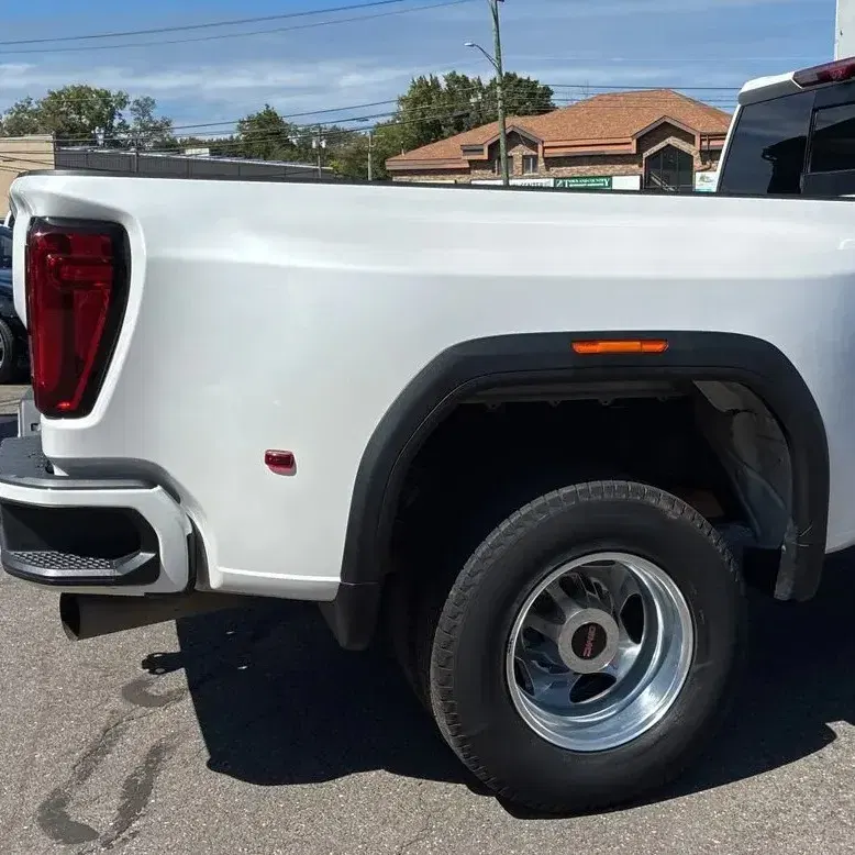 2023 GMC Sierra 3500HD Denali
