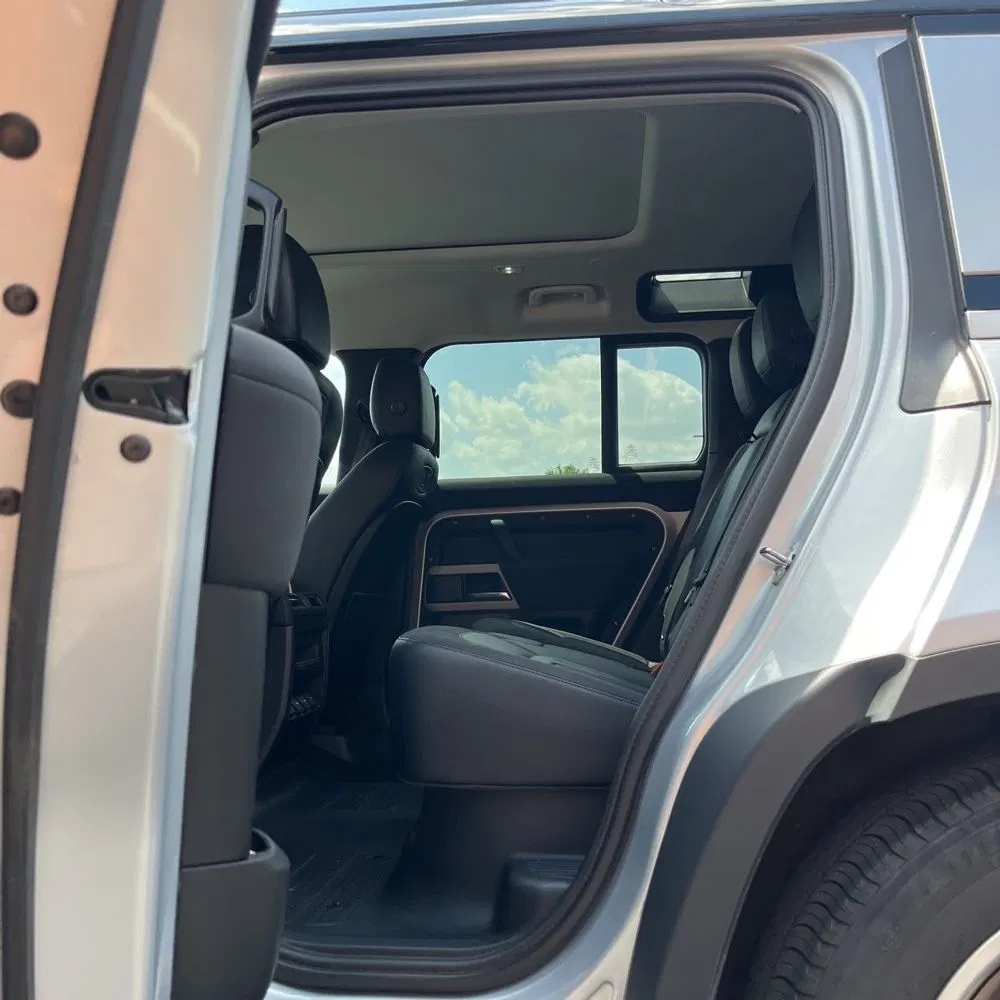 2020 Land Rover Defender 110 First Edition