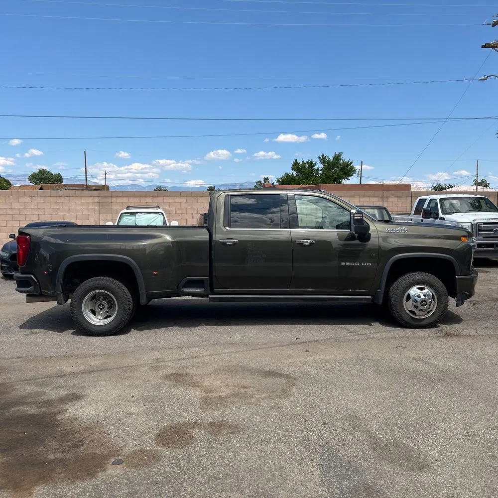 2023 Chevrolet Silverado 3500HD High Country