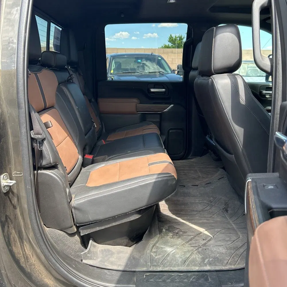 2023 Chevrolet Silverado 3500HD High Country