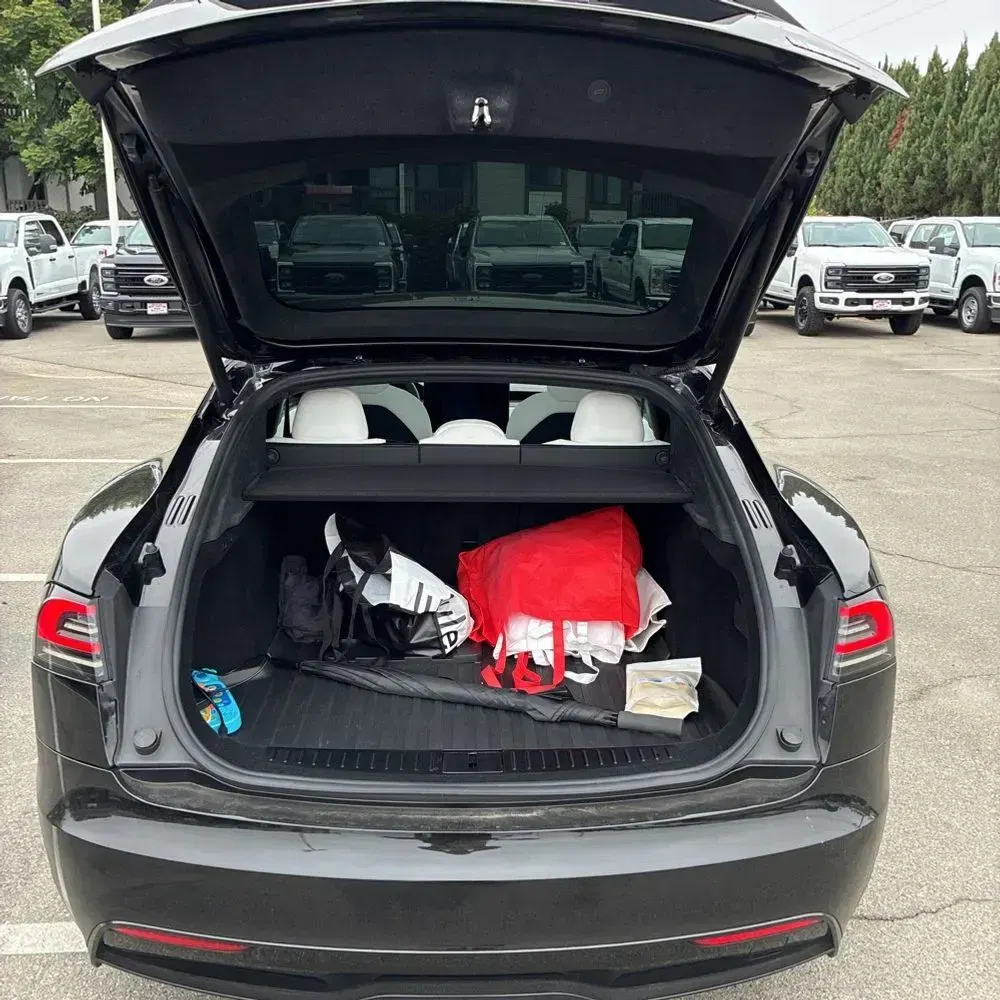 2023 Tesla Model S Plaid