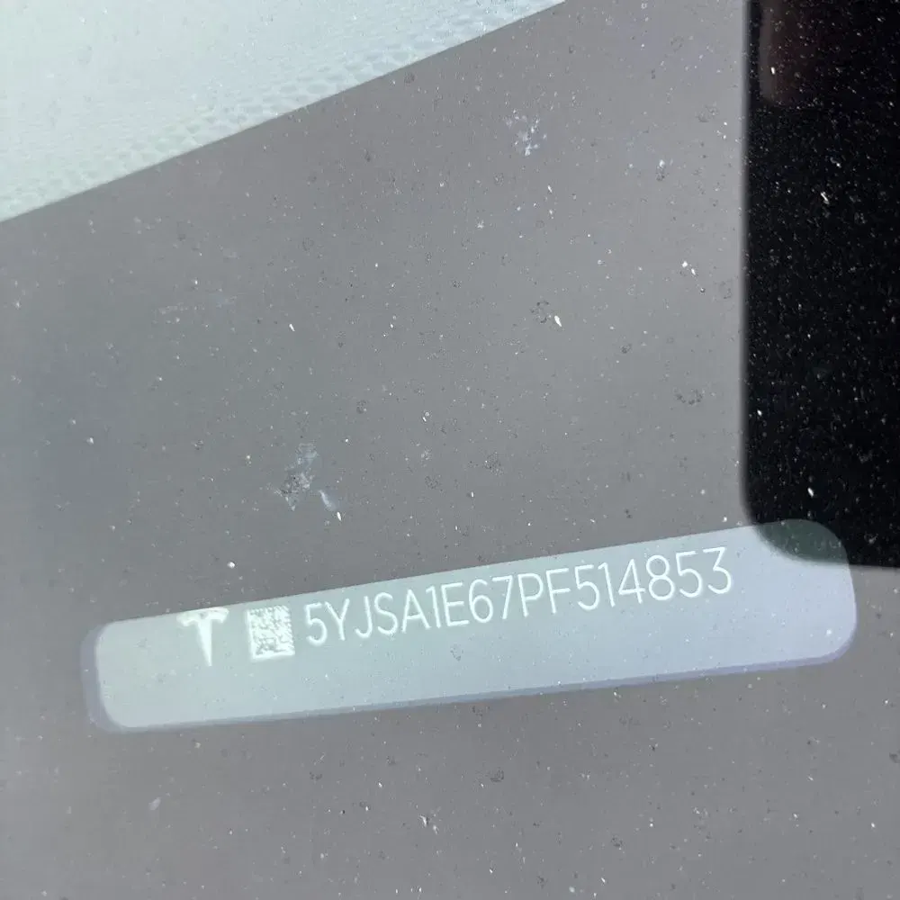 2023 Tesla Model S Plaid