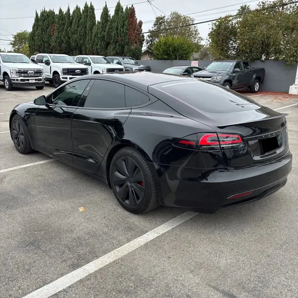 2023 Tesla Model S Plaid