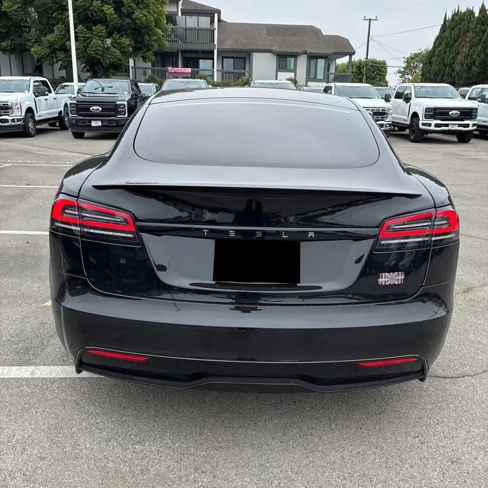 2023 Tesla Model S Plaid