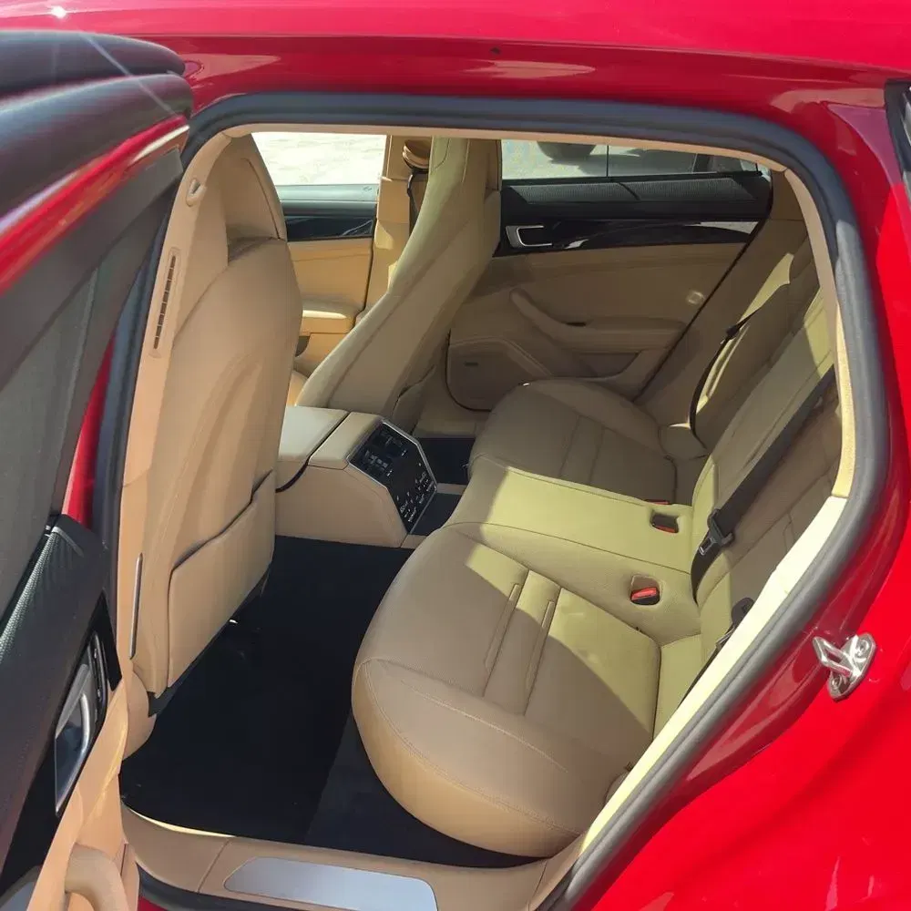 2018 Porsche Panamera 4S Sport Turismo