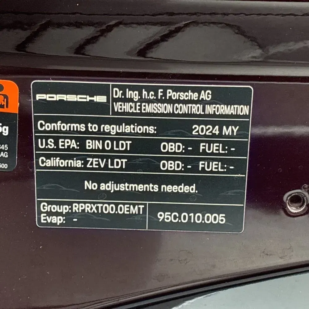 2024 Porsche Macan EV 4
