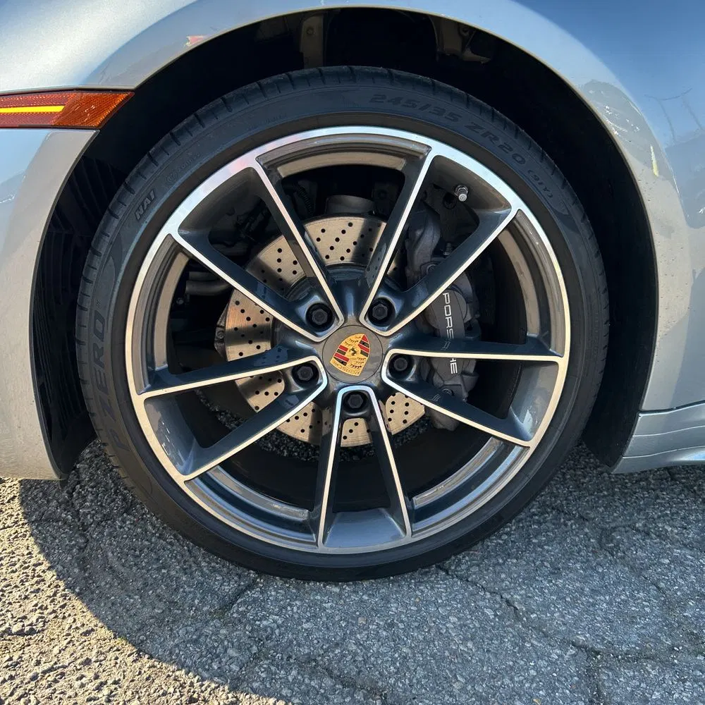 2021 Porsche 911 Carrera