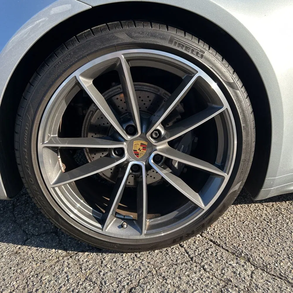 2021 Porsche 911 Carrera