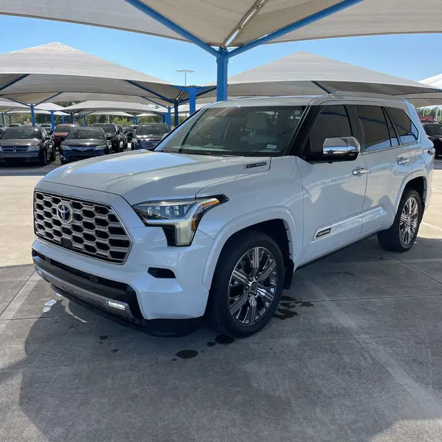 2024 Toyota Sequoia Capstone