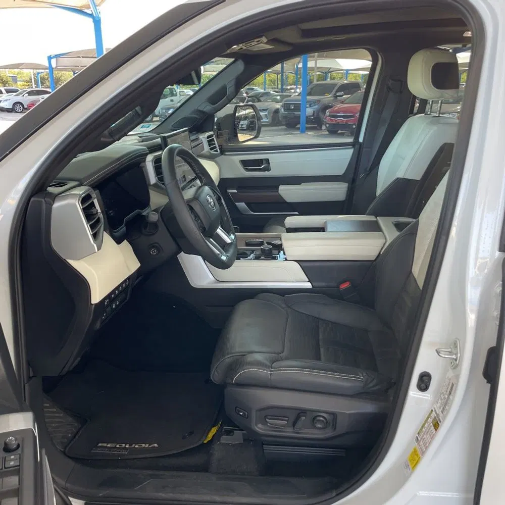 2024 Toyota Sequoia Capstone