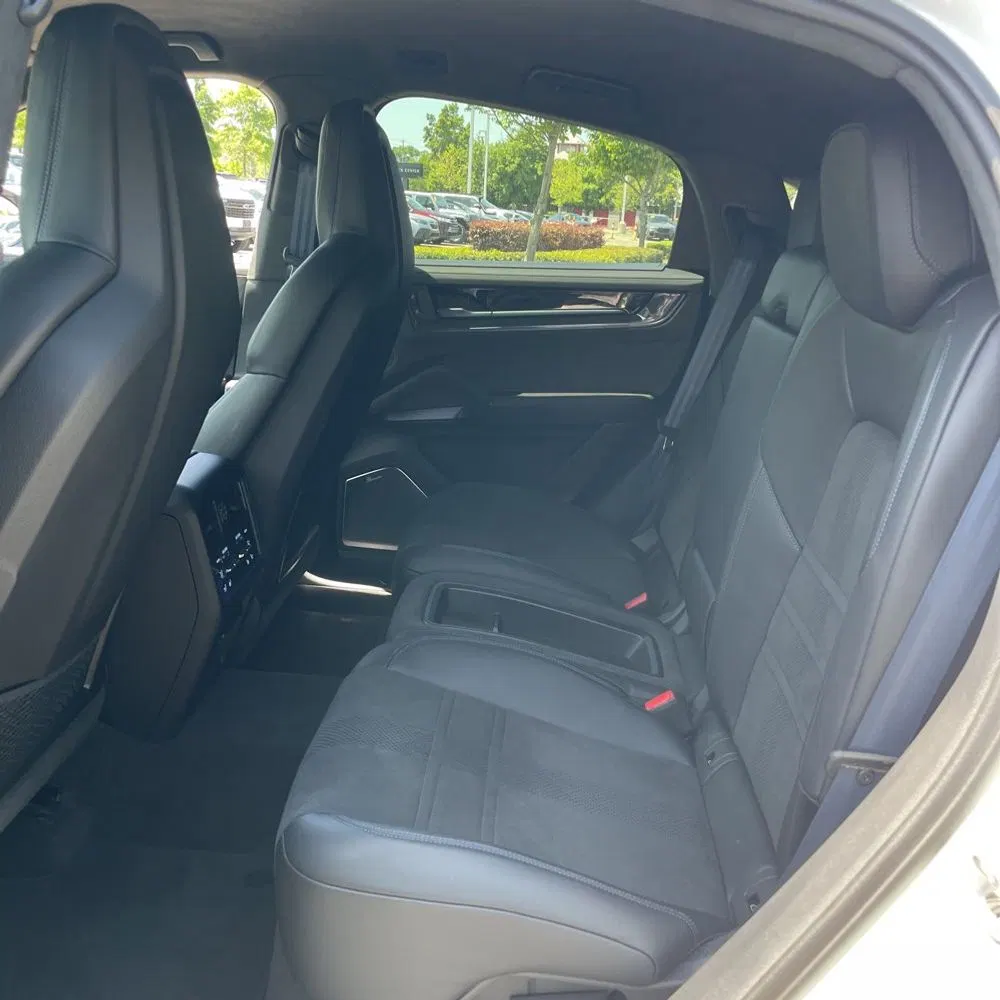 2025 Porsche Cayenne Turbo GT