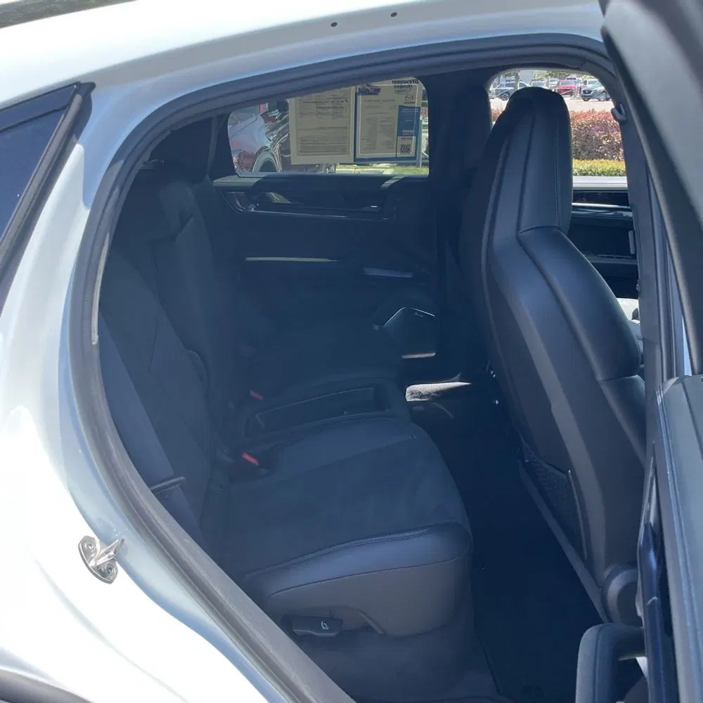 2025 Porsche Cayenne Turbo GT