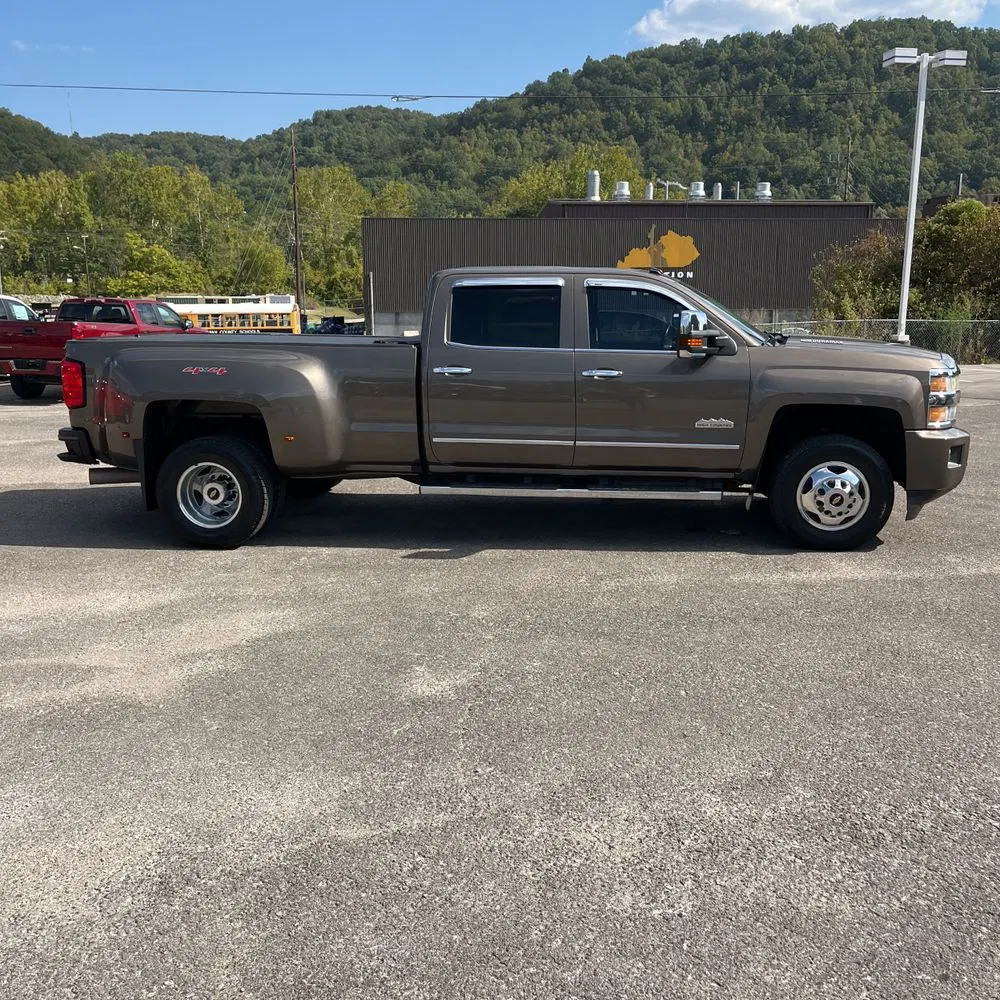 2015 Chevrolet Silverado 3500 High Country