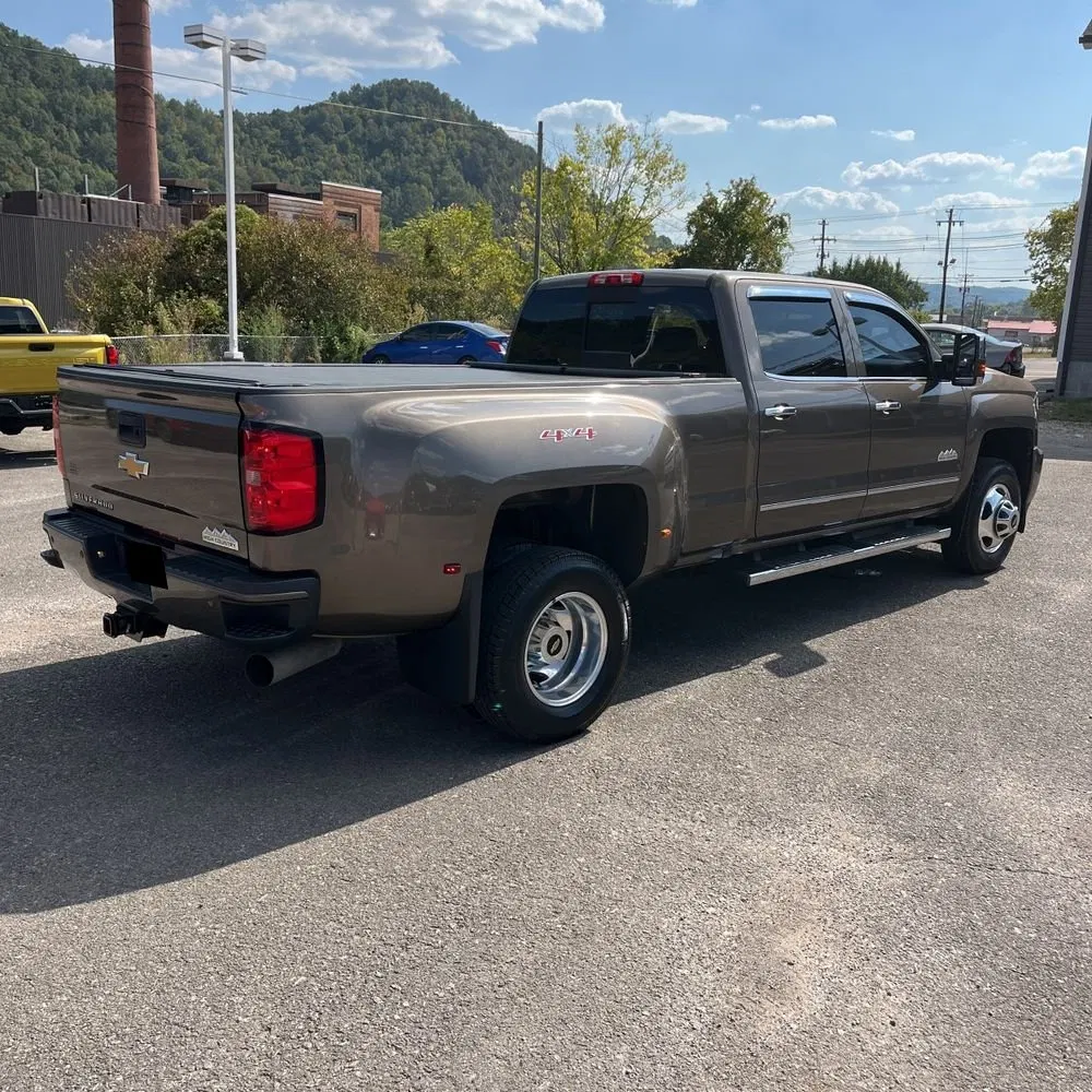 2015 Chevrolet Silverado 3500 High Country