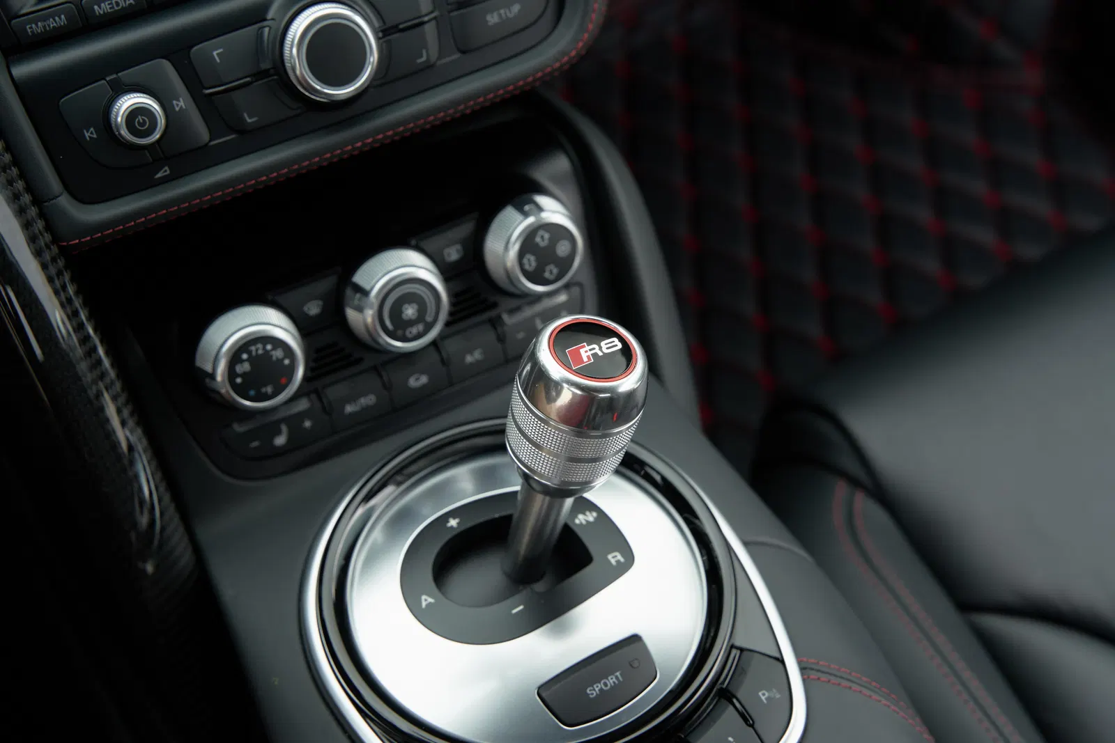 2015 Audi R8 V10 Plus