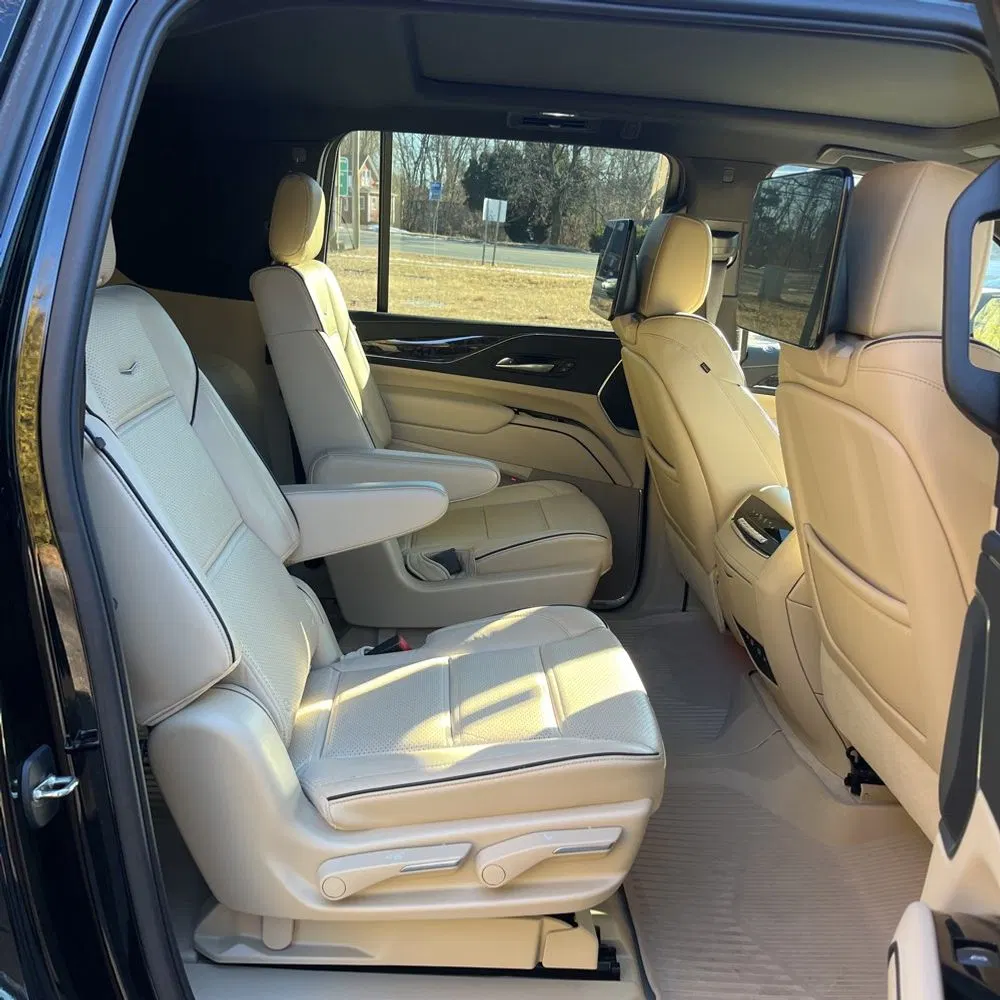 2021 Cadillac Escalade ESV Premium Luxury