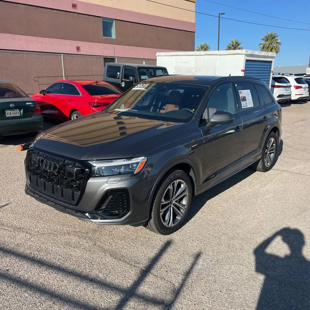 2025 Audi Q7 Premium Plus 45