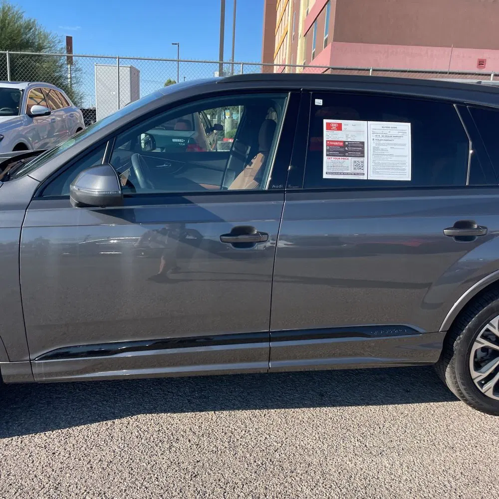 2025 Audi Q7 Premium Plus 45