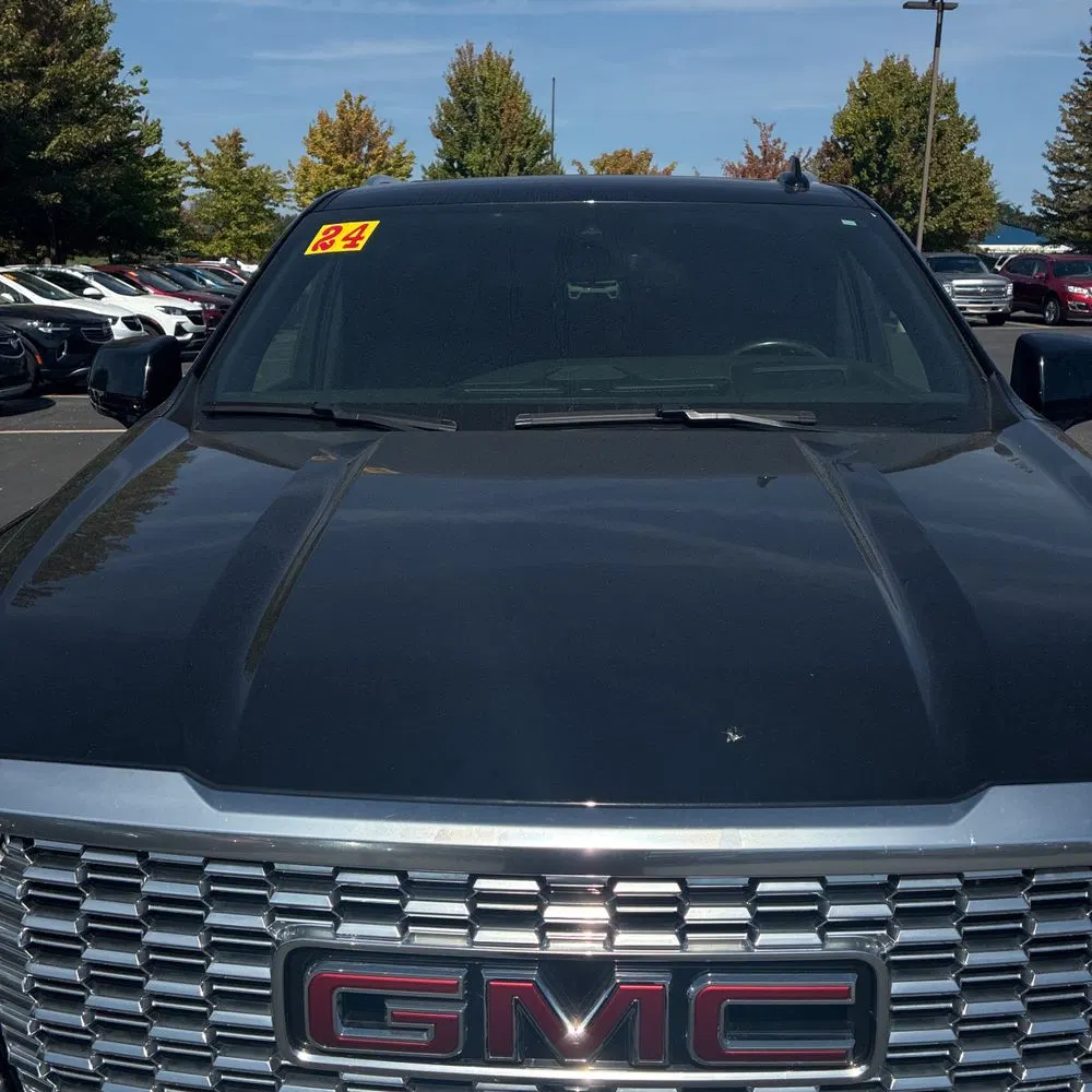 2024 GMC Yukon Denali