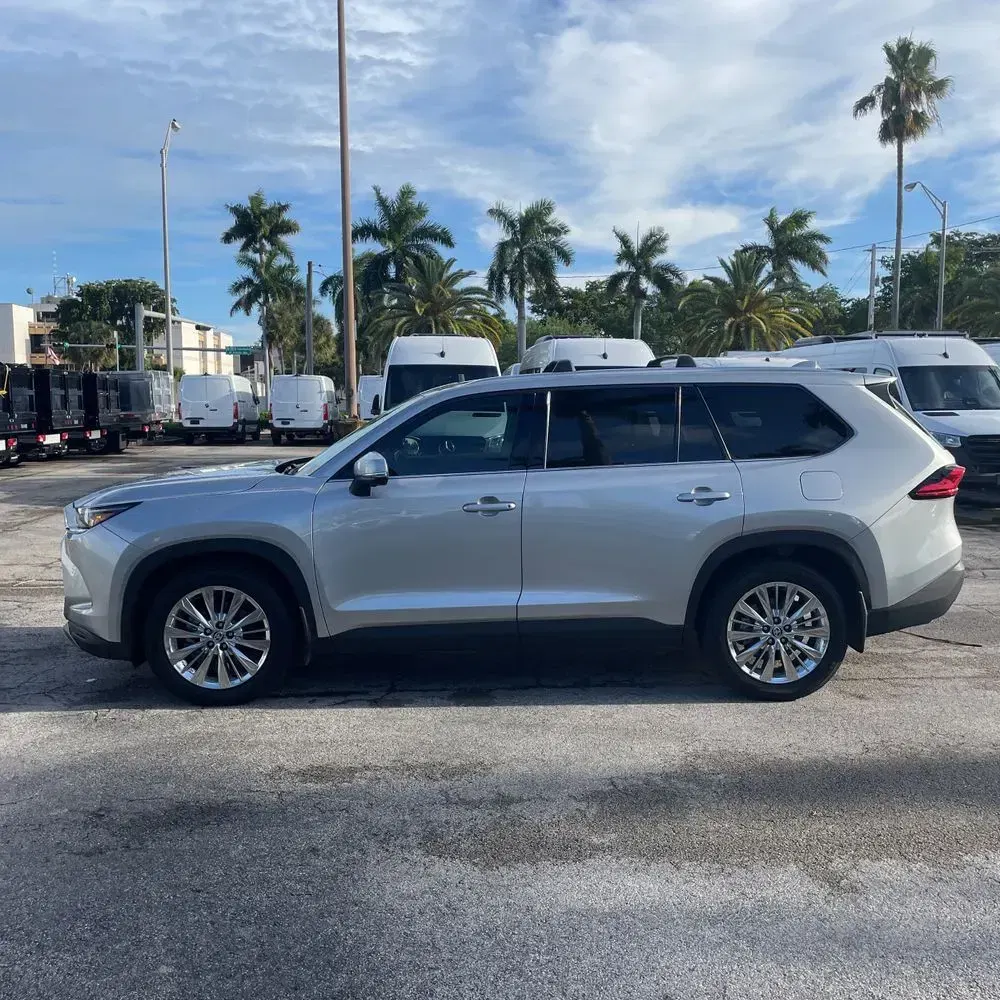 2024 Toyota Grand Highlander Platinum