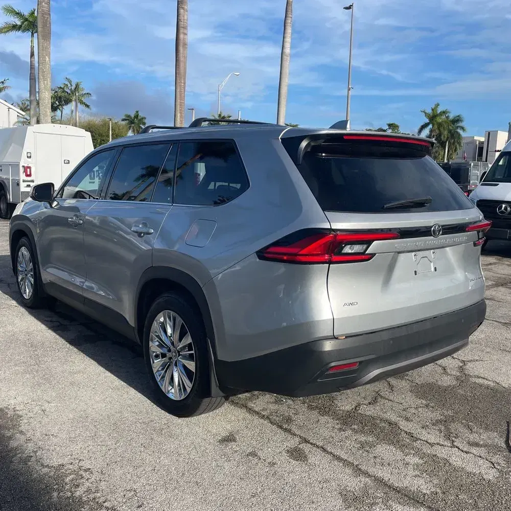 2024 Toyota Grand Highlander Platinum