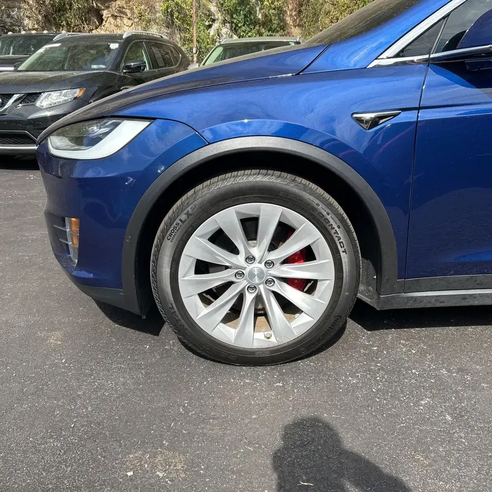 2021 Tesla Model X Plaid