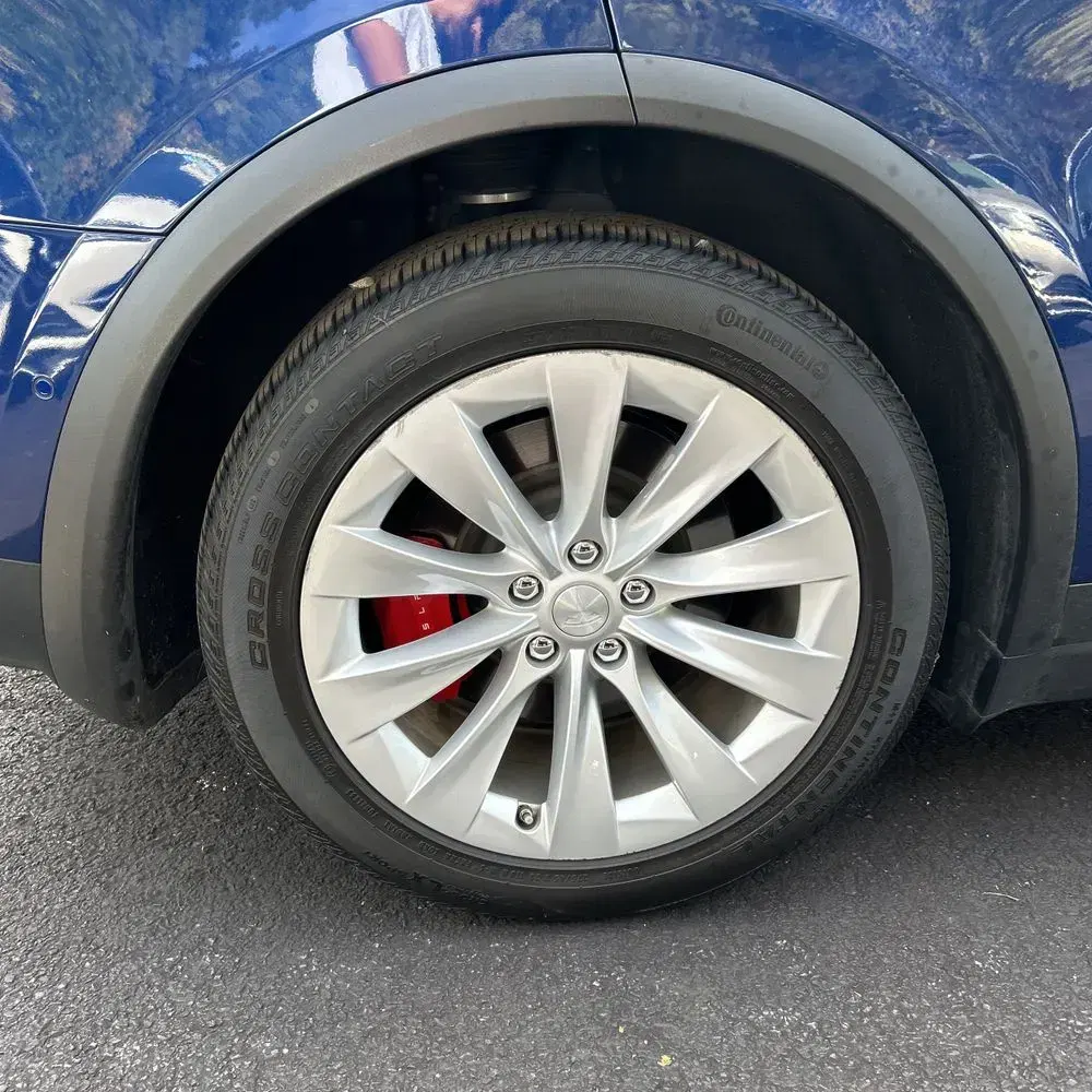 2021 Tesla Model X Plaid