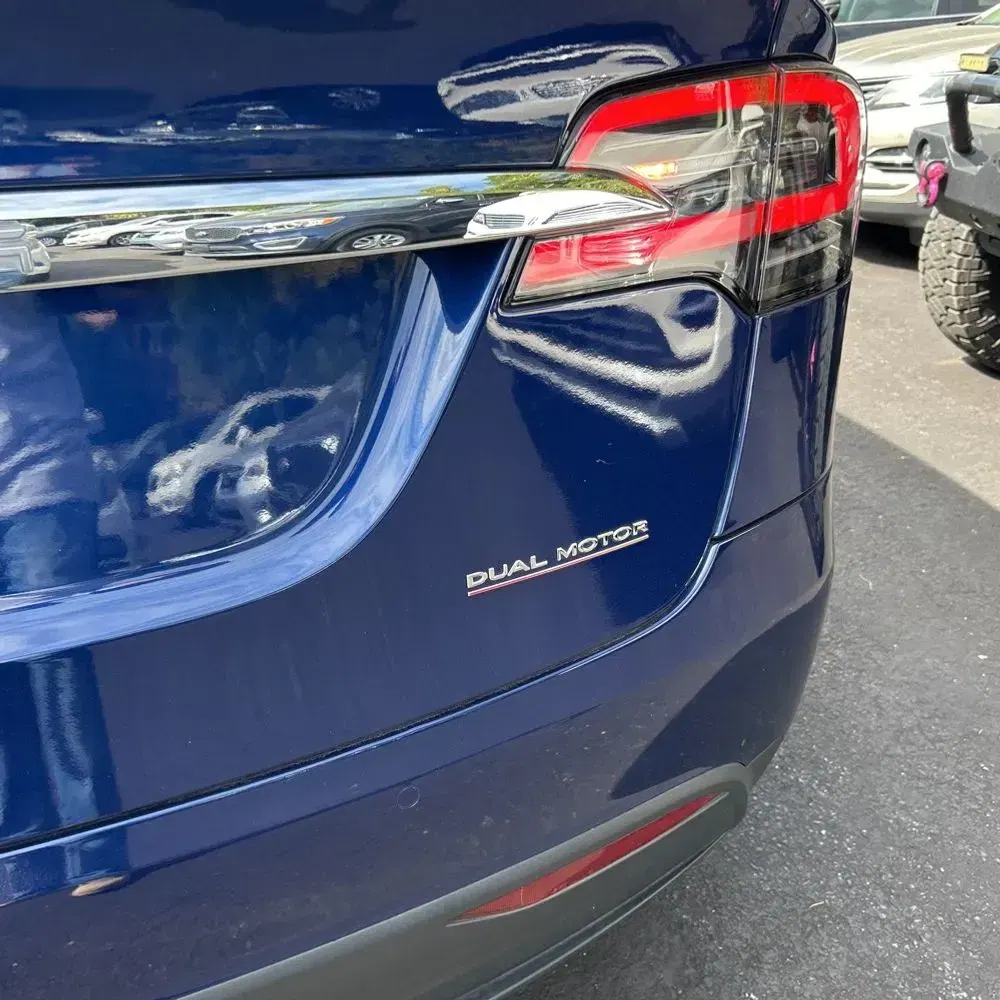 2021 Tesla Model X Plaid