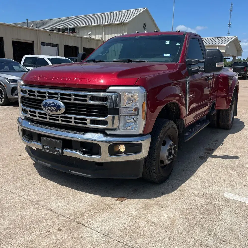 2025 Ford F-350 Super Duty XLT