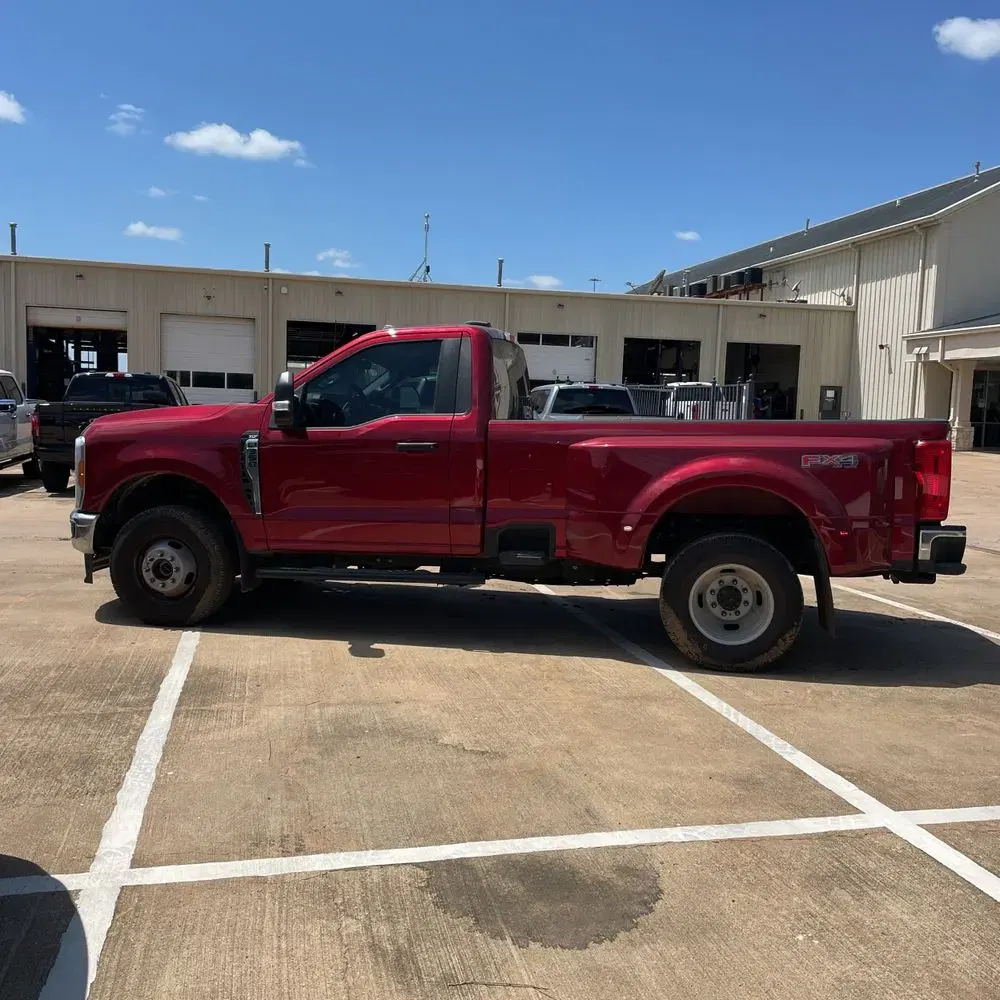 2025 Ford F-350 Super Duty XLT