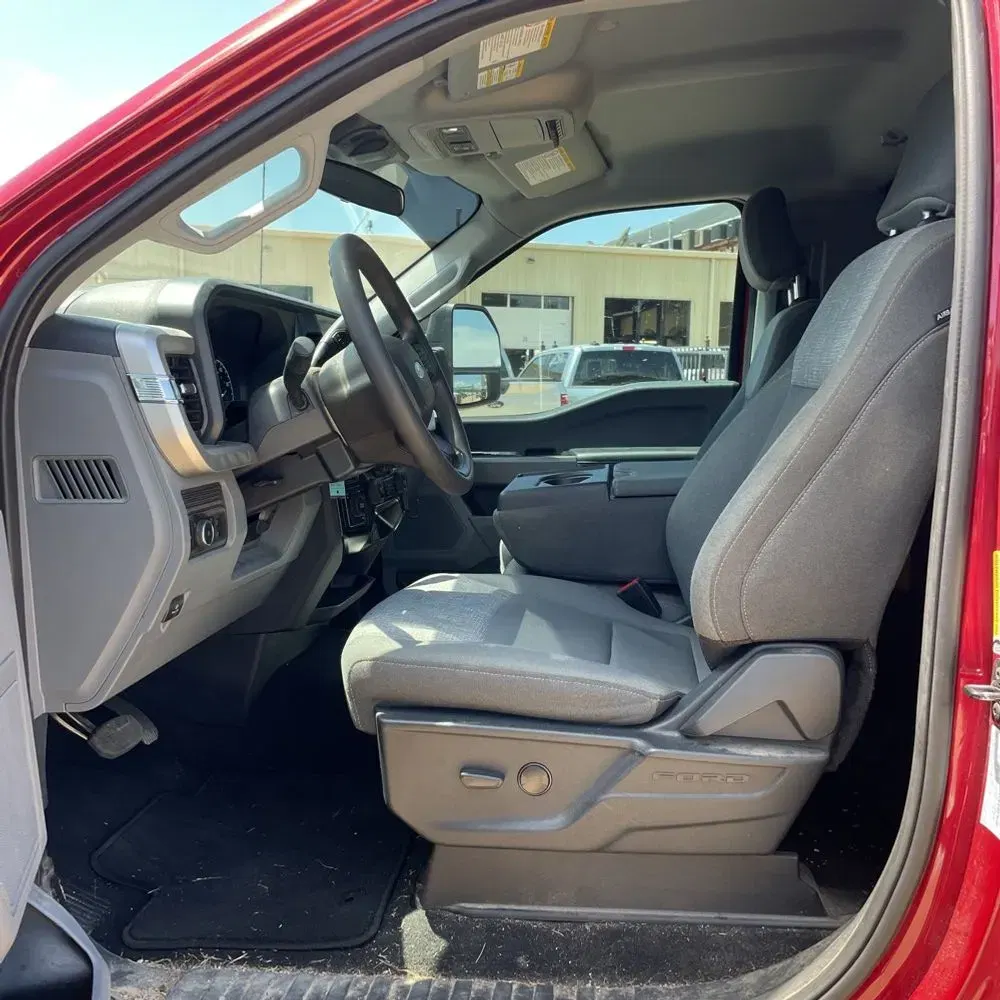 2025 Ford F-350 Super Duty XLT