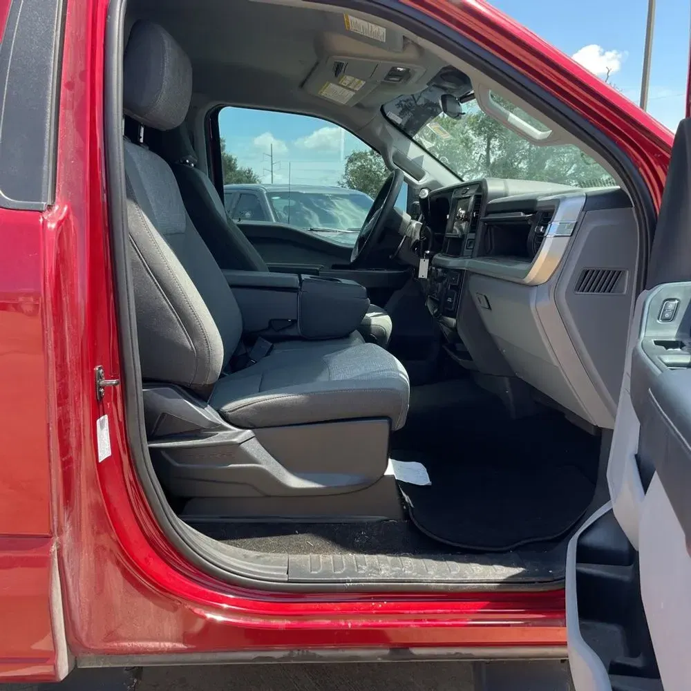 2025 Ford F-350 Super Duty XLT