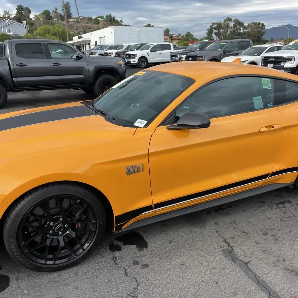 2022 Ford Mustang Mach 1