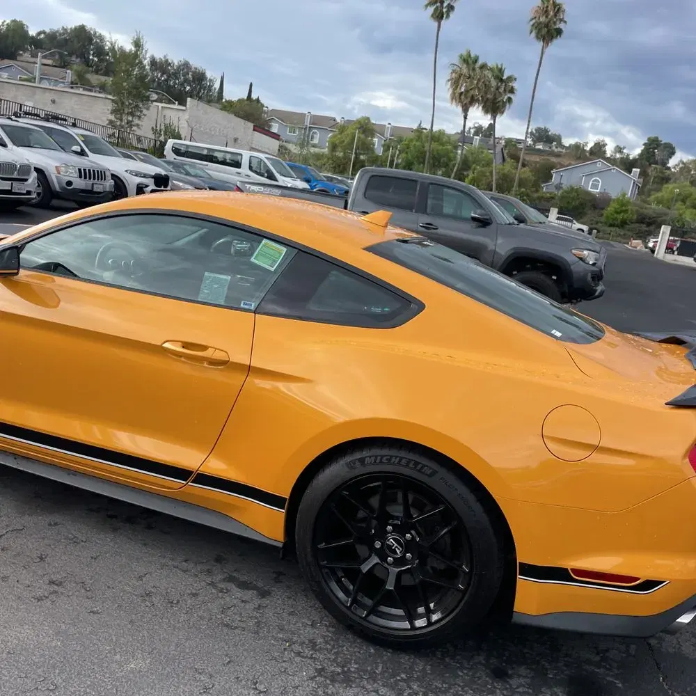 2022 Ford Mustang Mach 1