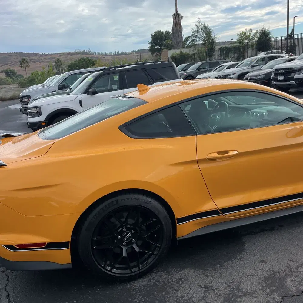 2022 Ford Mustang Mach 1