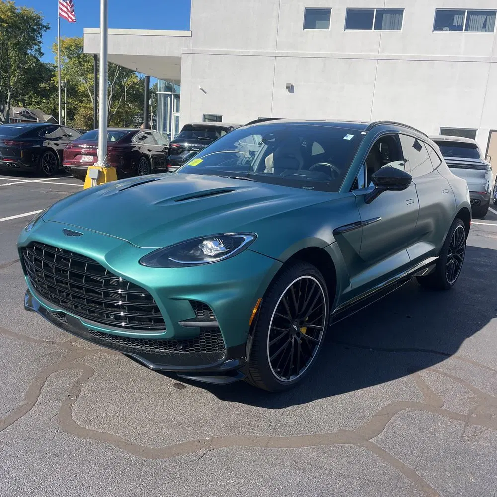 2023 Aston Martin DBX 707