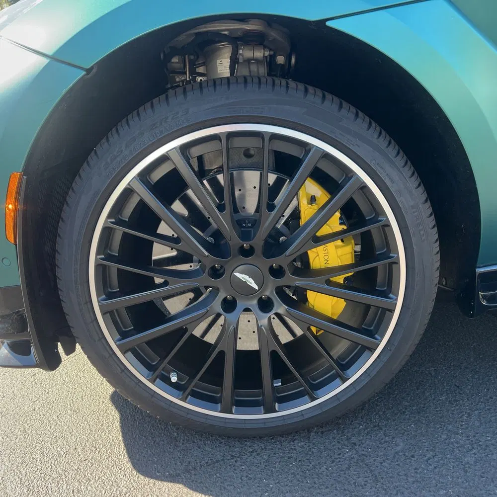2023 Aston Martin DBX 707