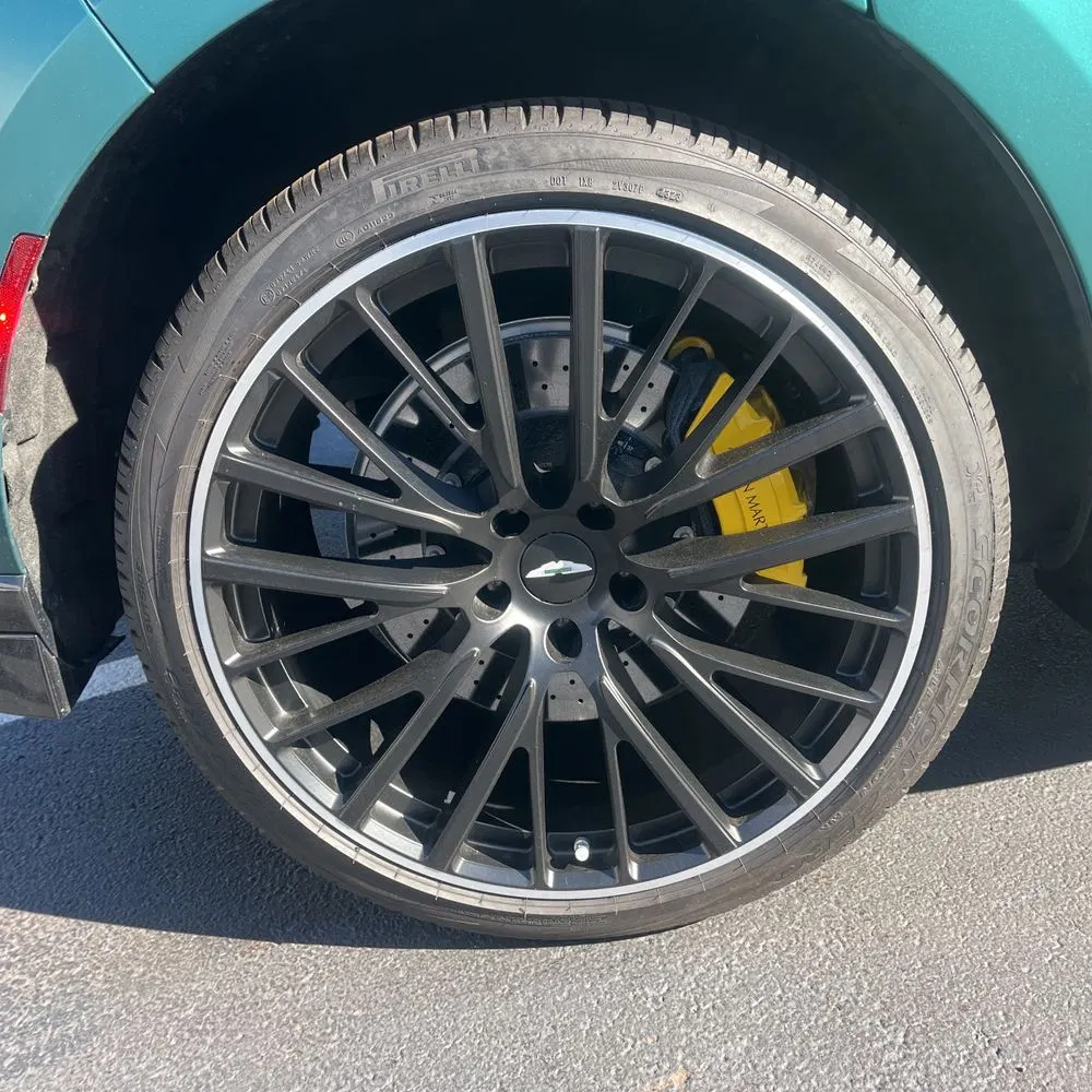 2023 Aston Martin DBX 707
