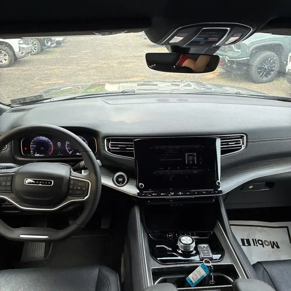 2024 Jeep Wagoneer Series II