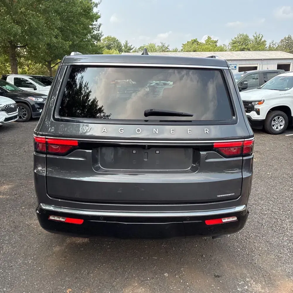 2024 Jeep Wagoneer Series II