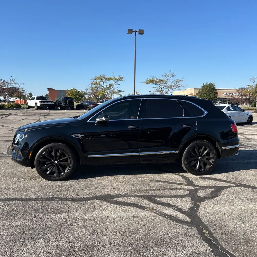 2017 Bentley Bentayga Base