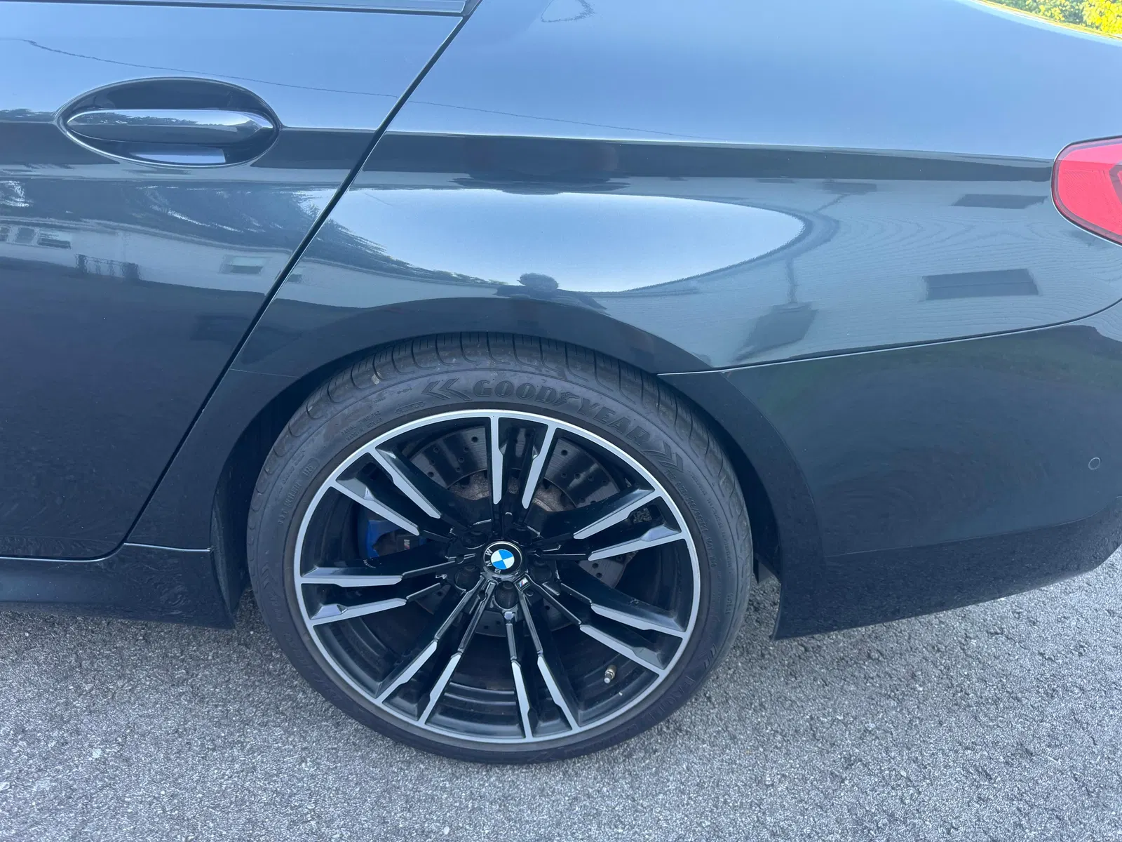 2020 BMW M5 - 600-hp Twin-Turbo V8, Singapore Gray Metallic, AWD, Unmodified