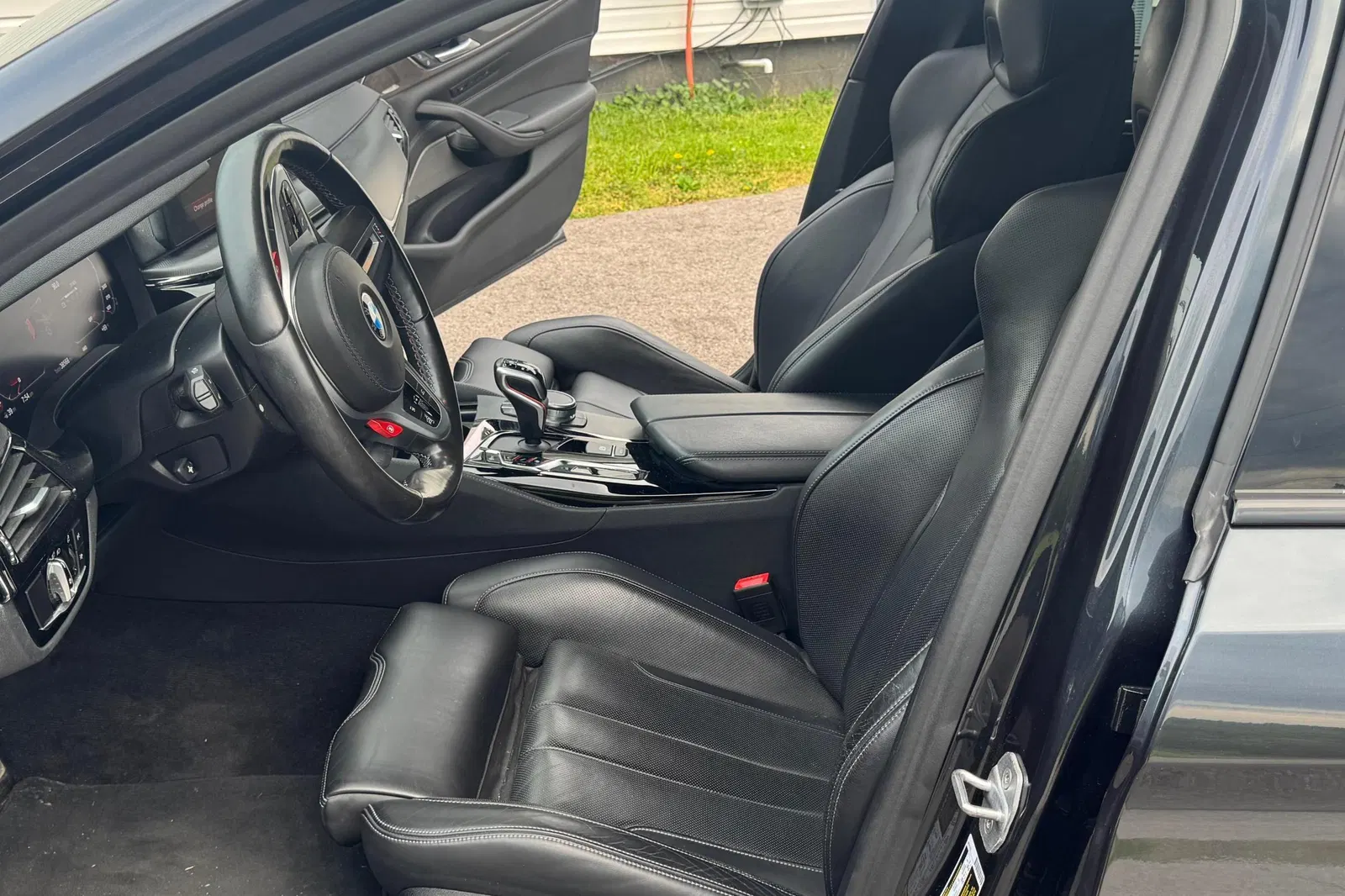 2020 BMW M5 - 600-hp Twin-Turbo V8, Singapore Gray Metallic, AWD, Unmodified