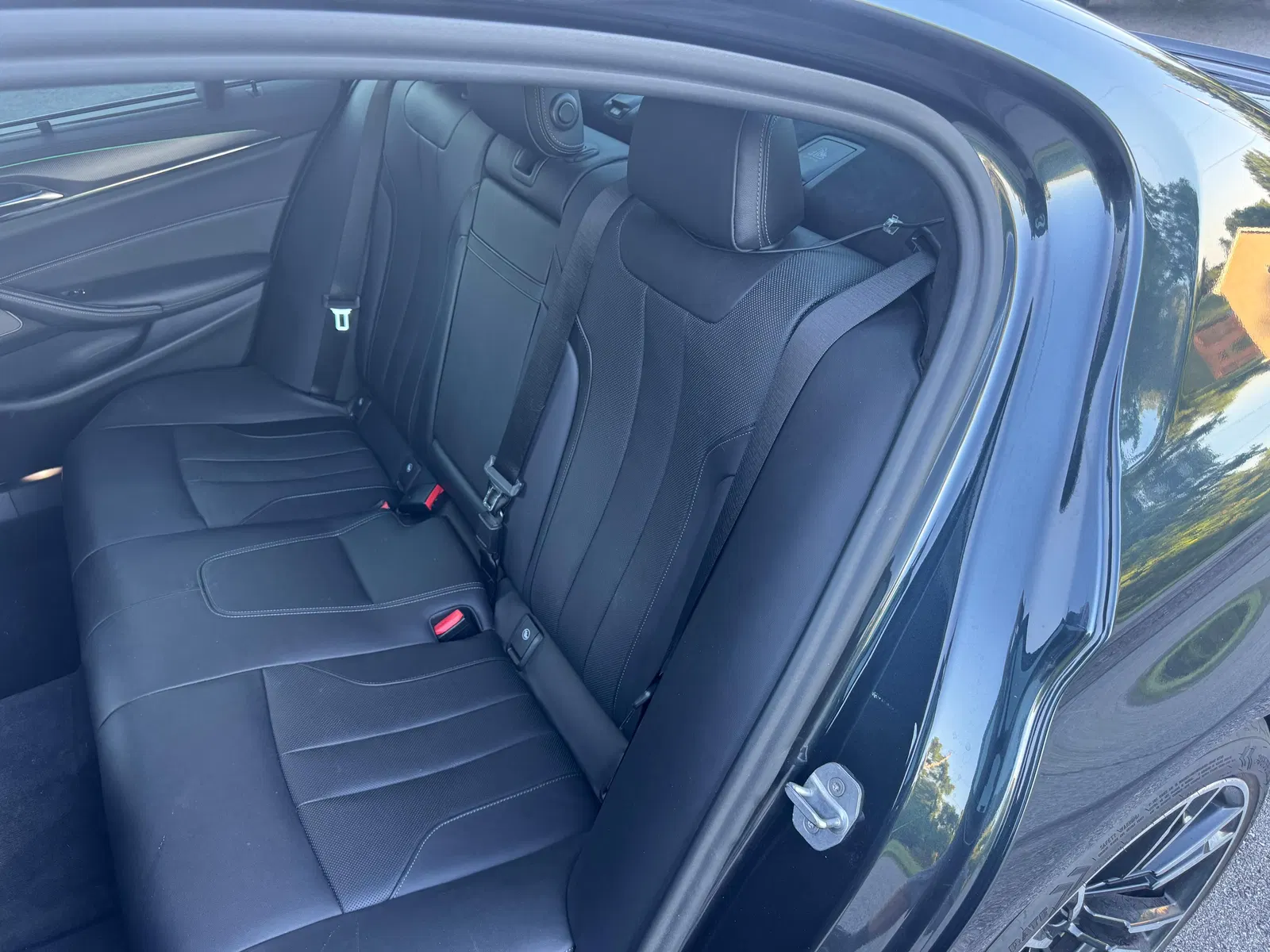 2020 BMW M5 - 600-hp Twin-Turbo V8, Singapore Gray Metallic, AWD, Unmodified