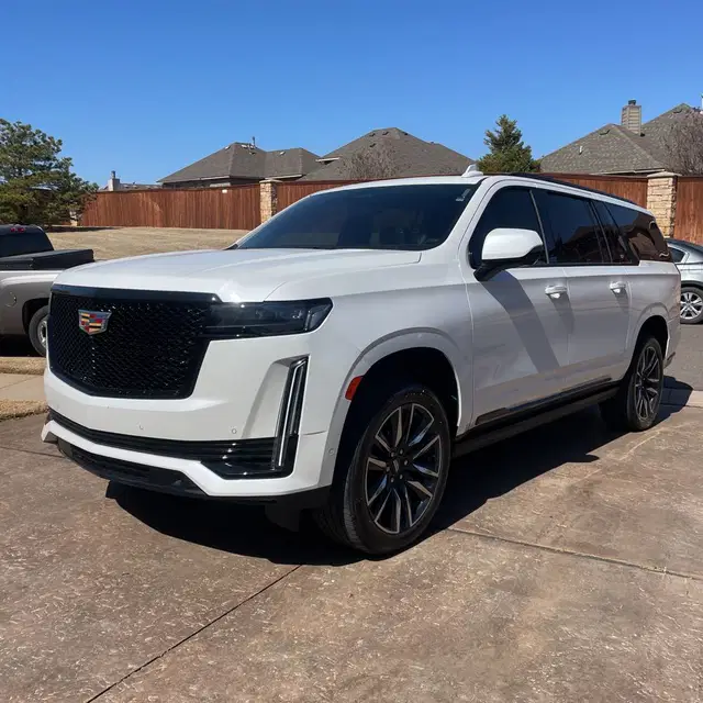 2023 Cadillac Escalade ESV Sport Platinum