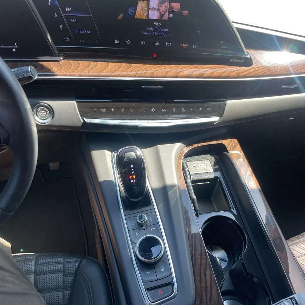 2023 Cadillac Escalade ESV Sport Platinum